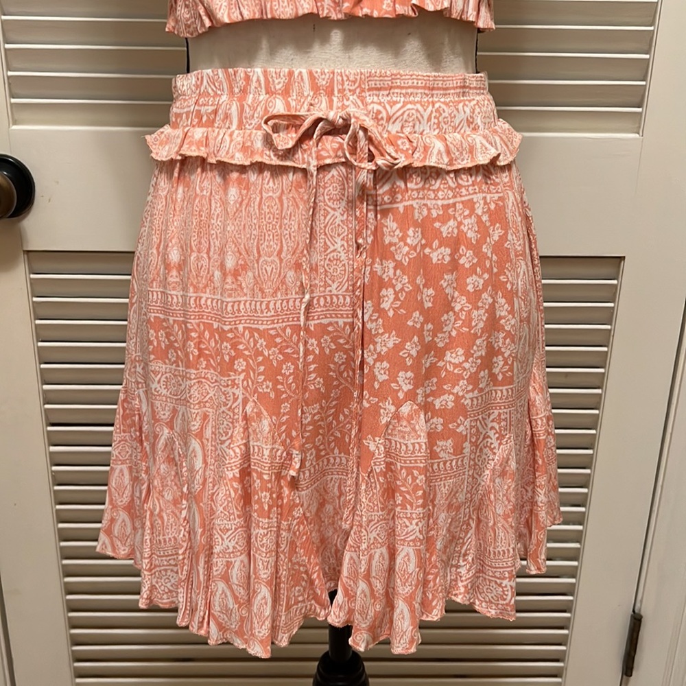 93. Blue B Collection Bandeau and Skirt in Paisley Print - Picture 4 of 11
